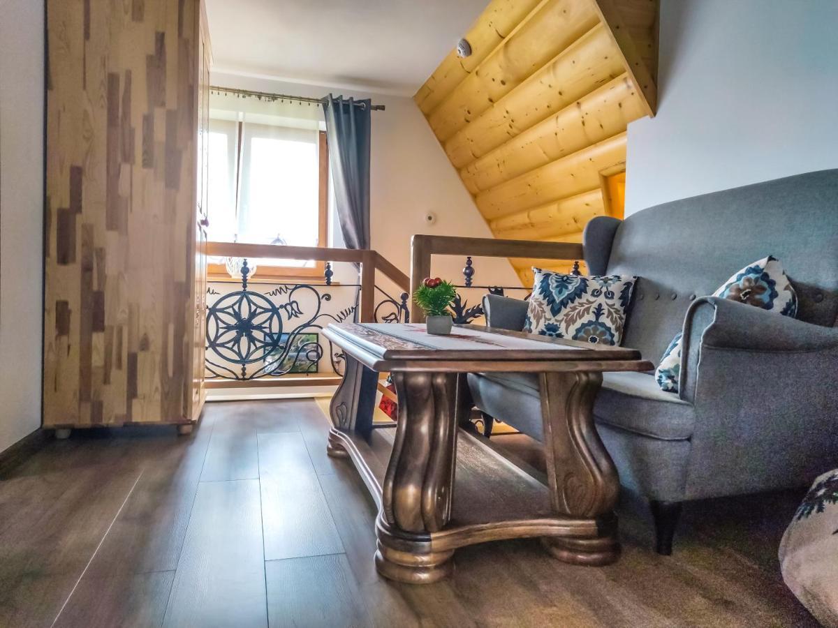 Szostak Apartament Banska Nizna Luaran gambar